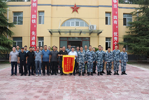 共建臨汾闊步行，軍民聯(lián)誼魚水情